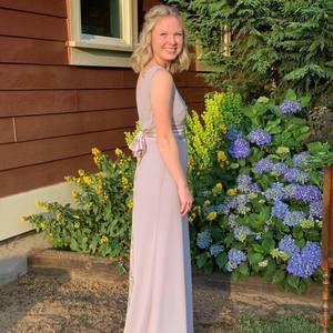 Meet your Posher, Nicole